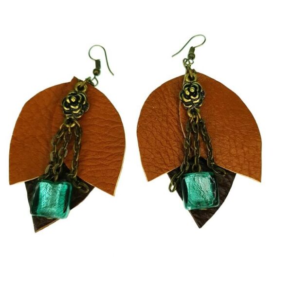 Flower shape leather earrings