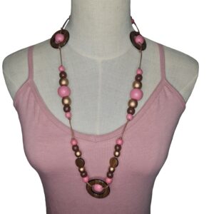 String wooden beads necklace
