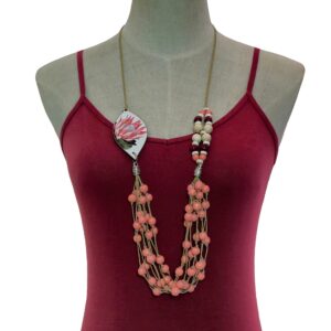 Wooden beads necklace